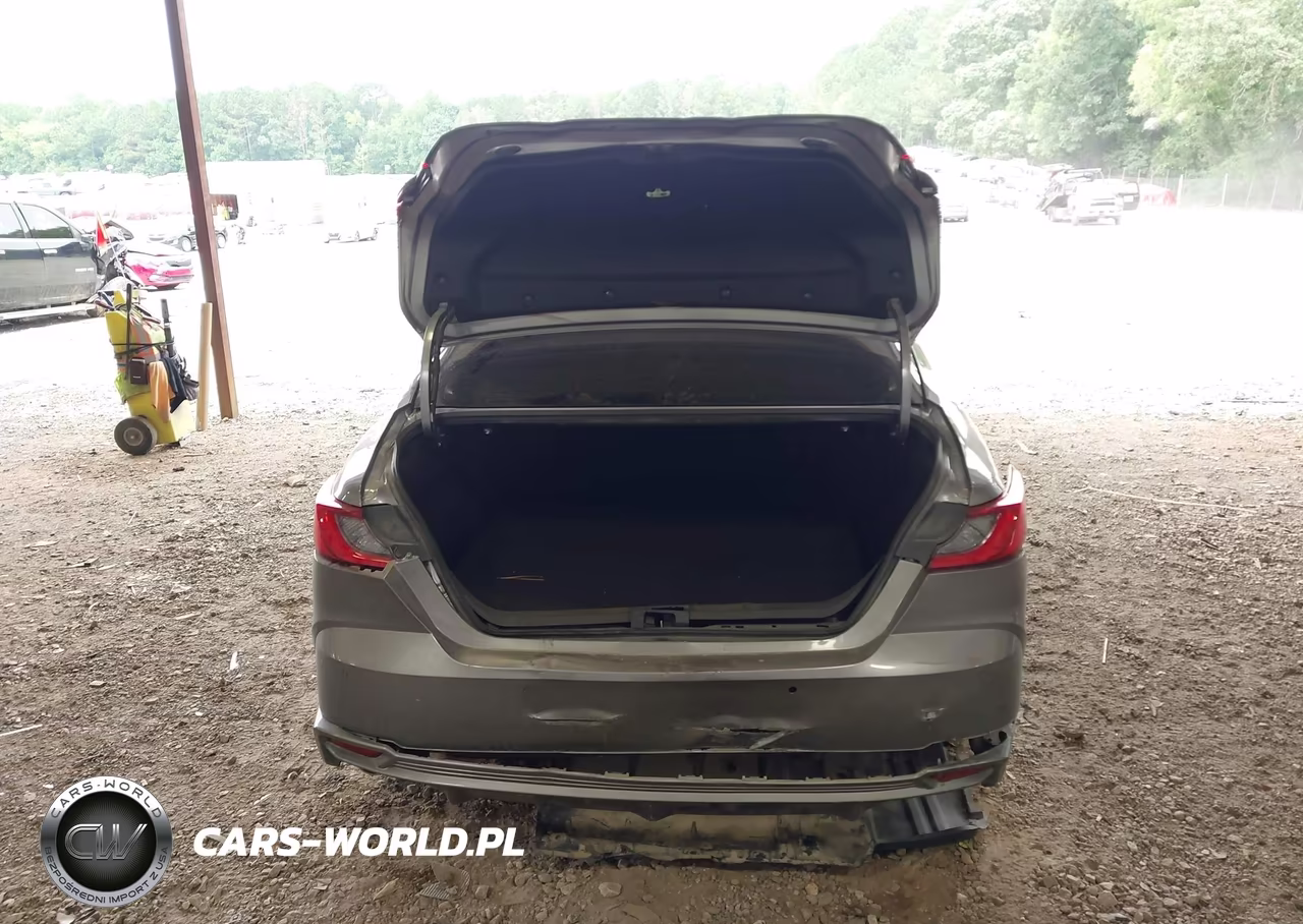 2026 Toyota Camry Xse VIN:4T1DAACK2TU668196 - 16