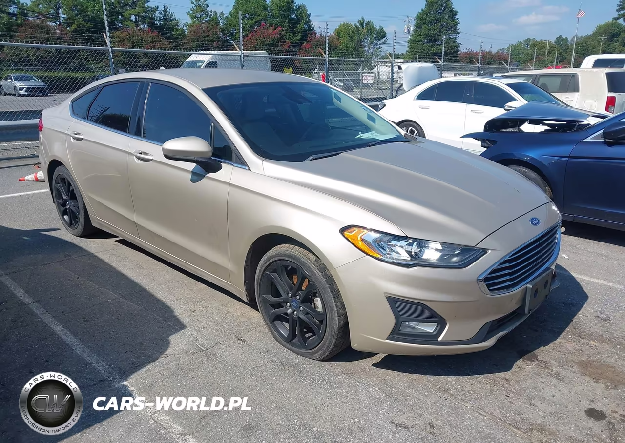 2019 Ford Fusion Se – zdjęcie 1 z 16