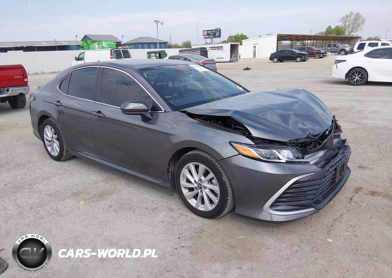 2023 Toyota Camry Le