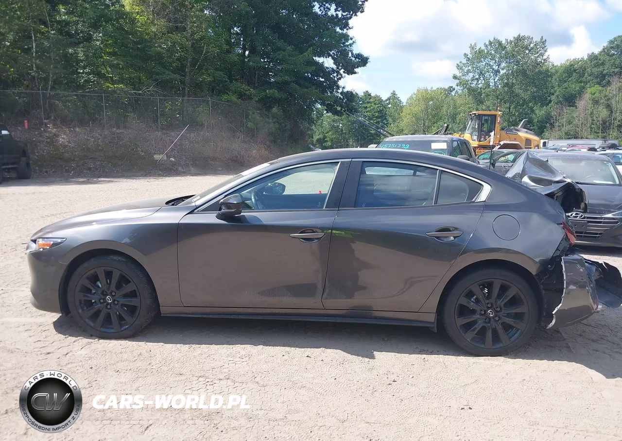 2025 Mazda Mazda3 2.5 S Select Sport VIN:JM1BPABMXS1765224 - 14