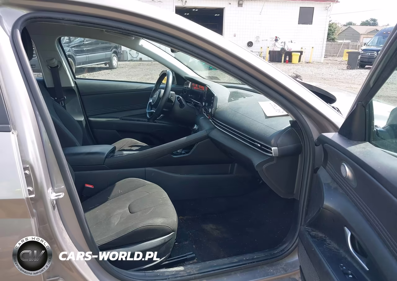 2022 Hyundai Elantra Sel VIN:KMHLS4AG6NU260988 - 5