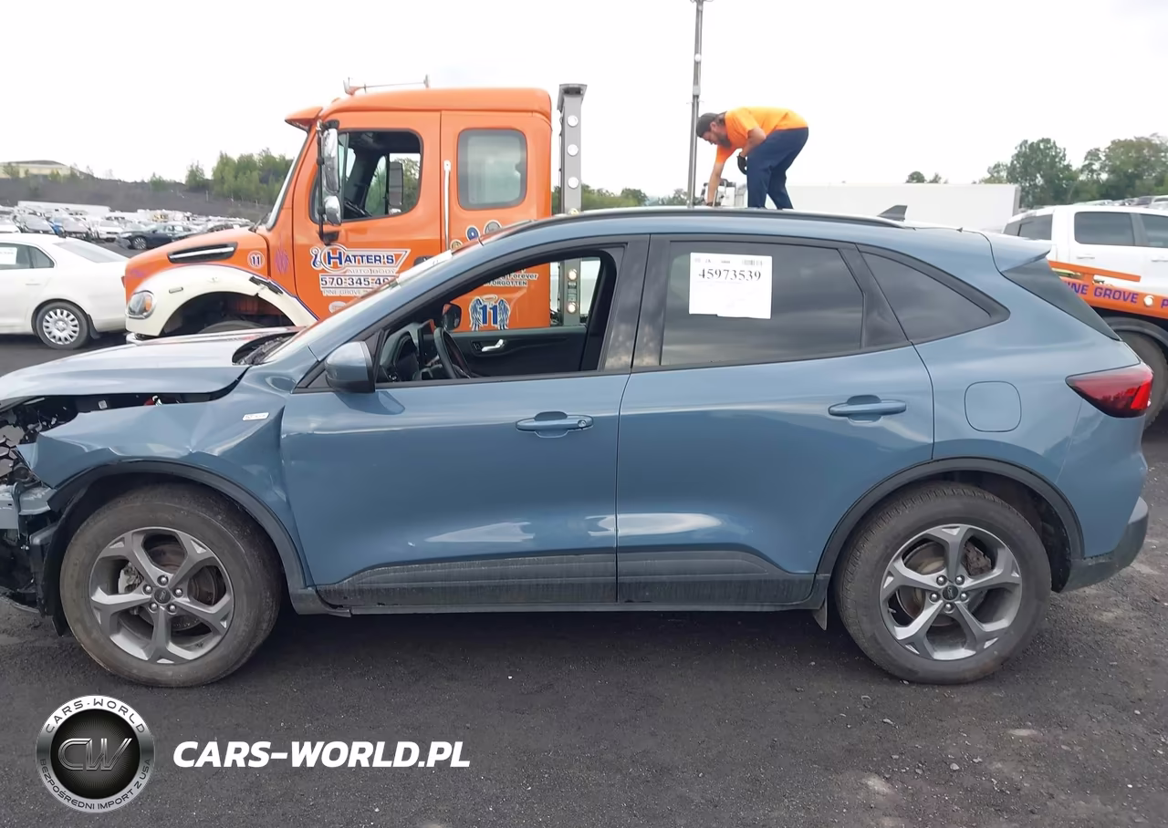 2025 Ford Escape St-Line Select VIN:1FMCU9NZ7SUB42379 - 14
