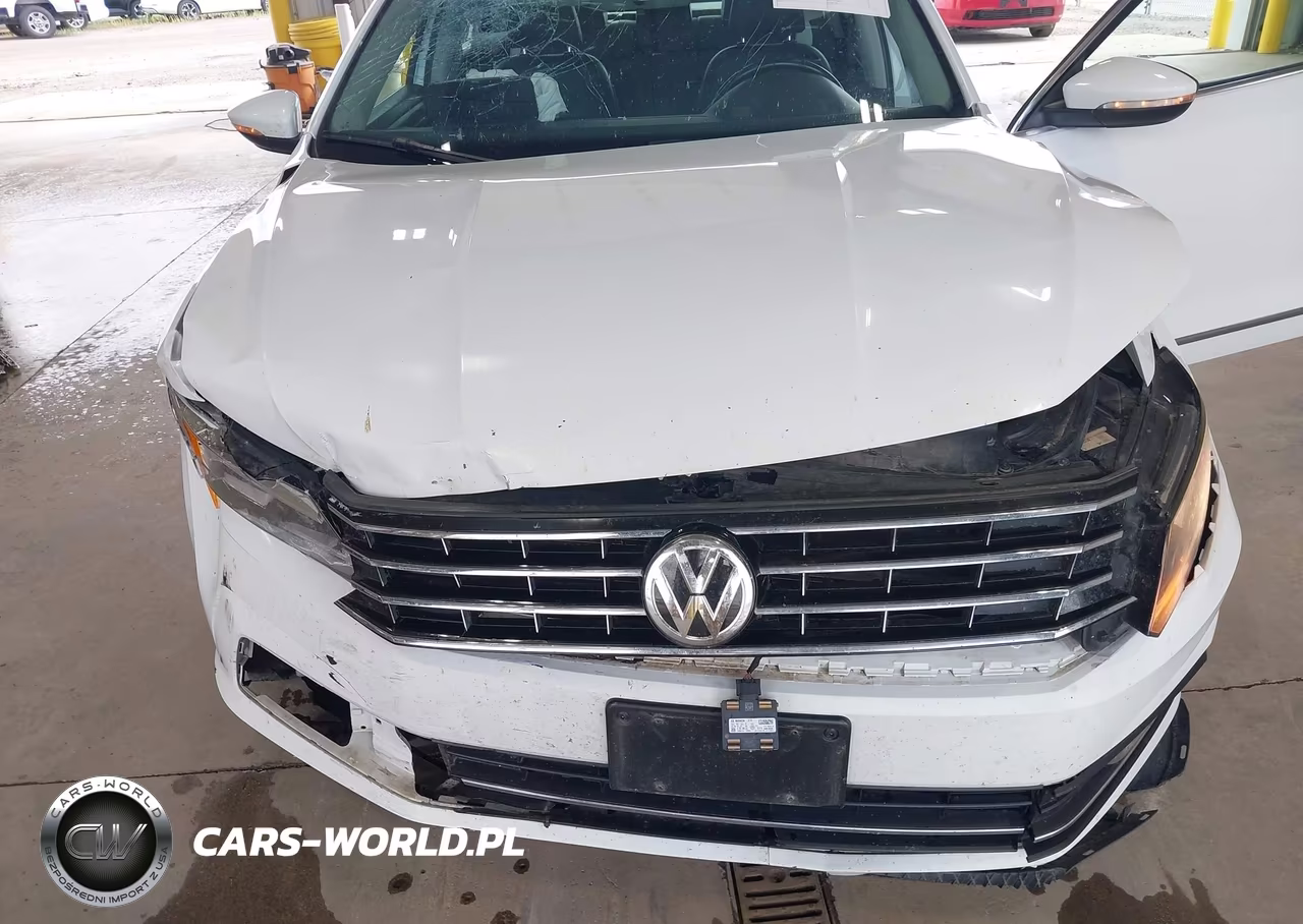 2017 Volkswagen Passat 1.8T Se VIN:1VWBT7A38HC030002 - 6