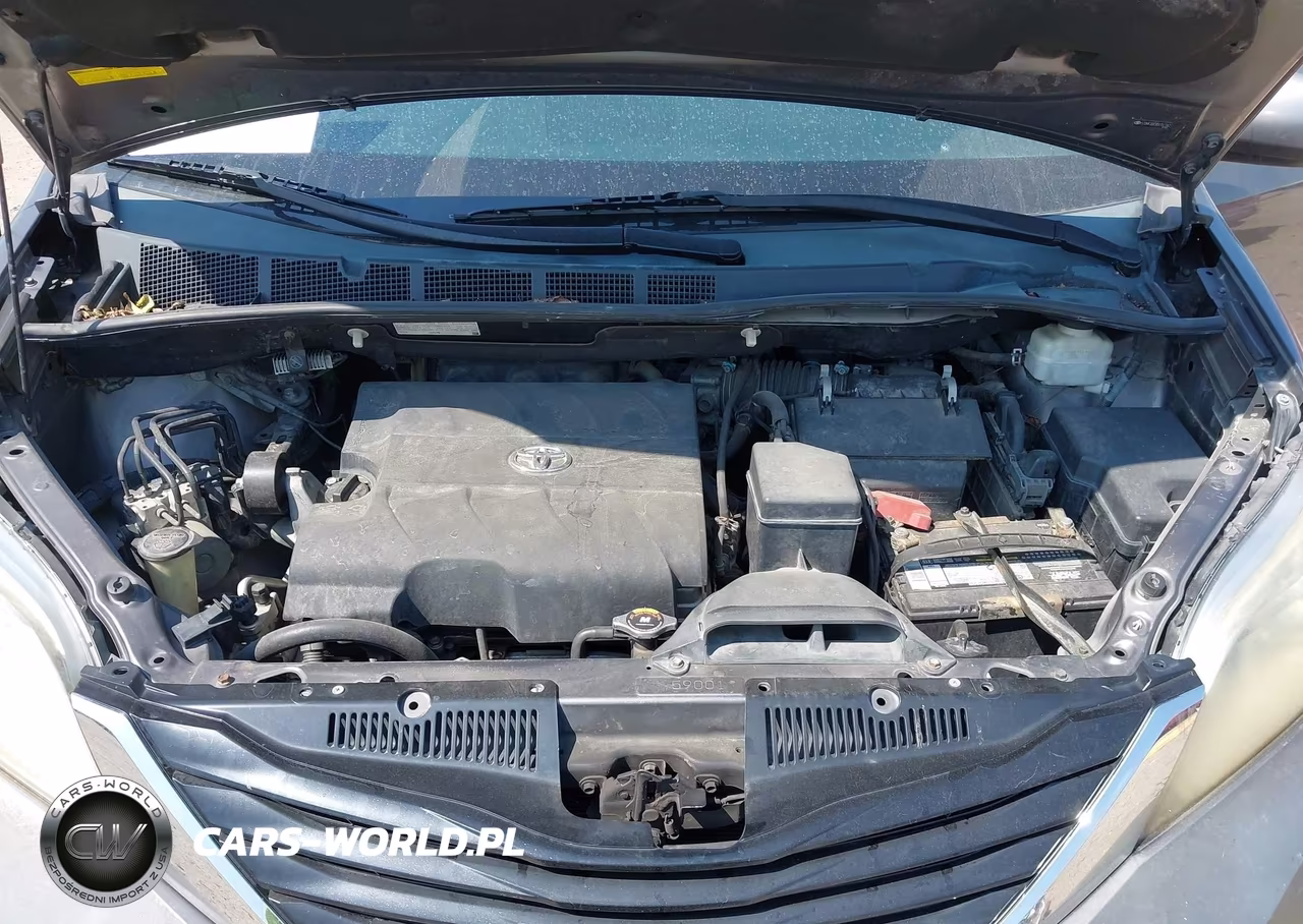 2011 Toyota Sienna Le V6 VIN:5TDKK3DC9BS157342 - 10