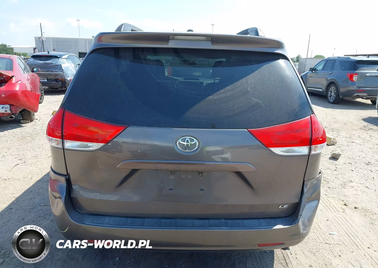 2011 Toyota Sienna Le V6 VIN:5TDKK3DC9BS157342 - 16