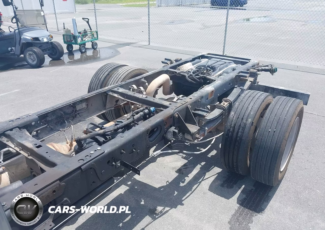 2021 Ford F-600 Chassis Xl VIN:1FDFF6LT1MDA05297 - 6