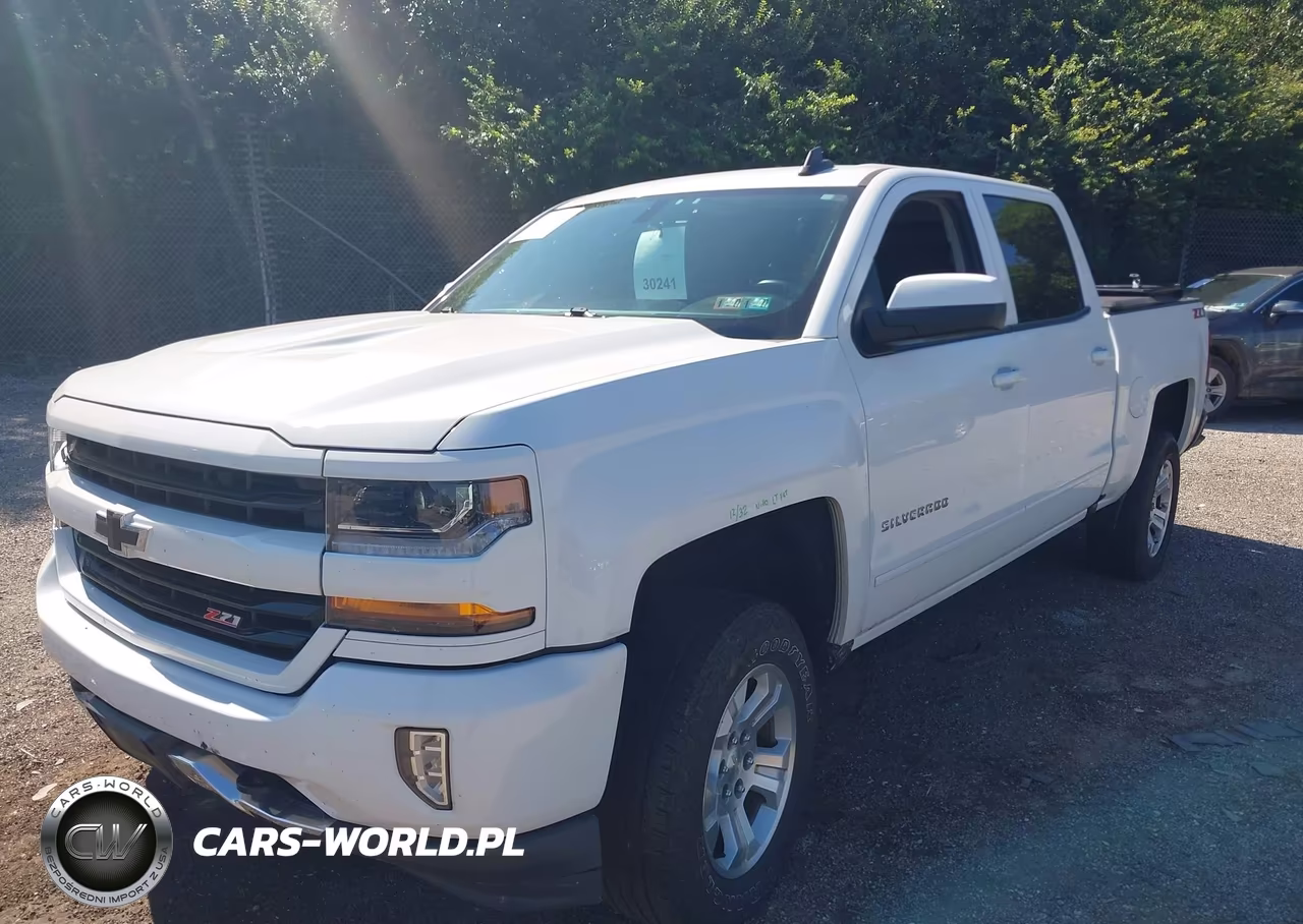 2018 Chevrolet Silverado 1500 2Lt VIN:3GCUKREC6JG472106 - 2