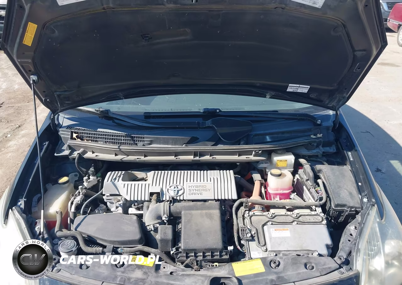 2011 Toyota Prius Three VIN:JTDKN3DUXB0295264 - 10