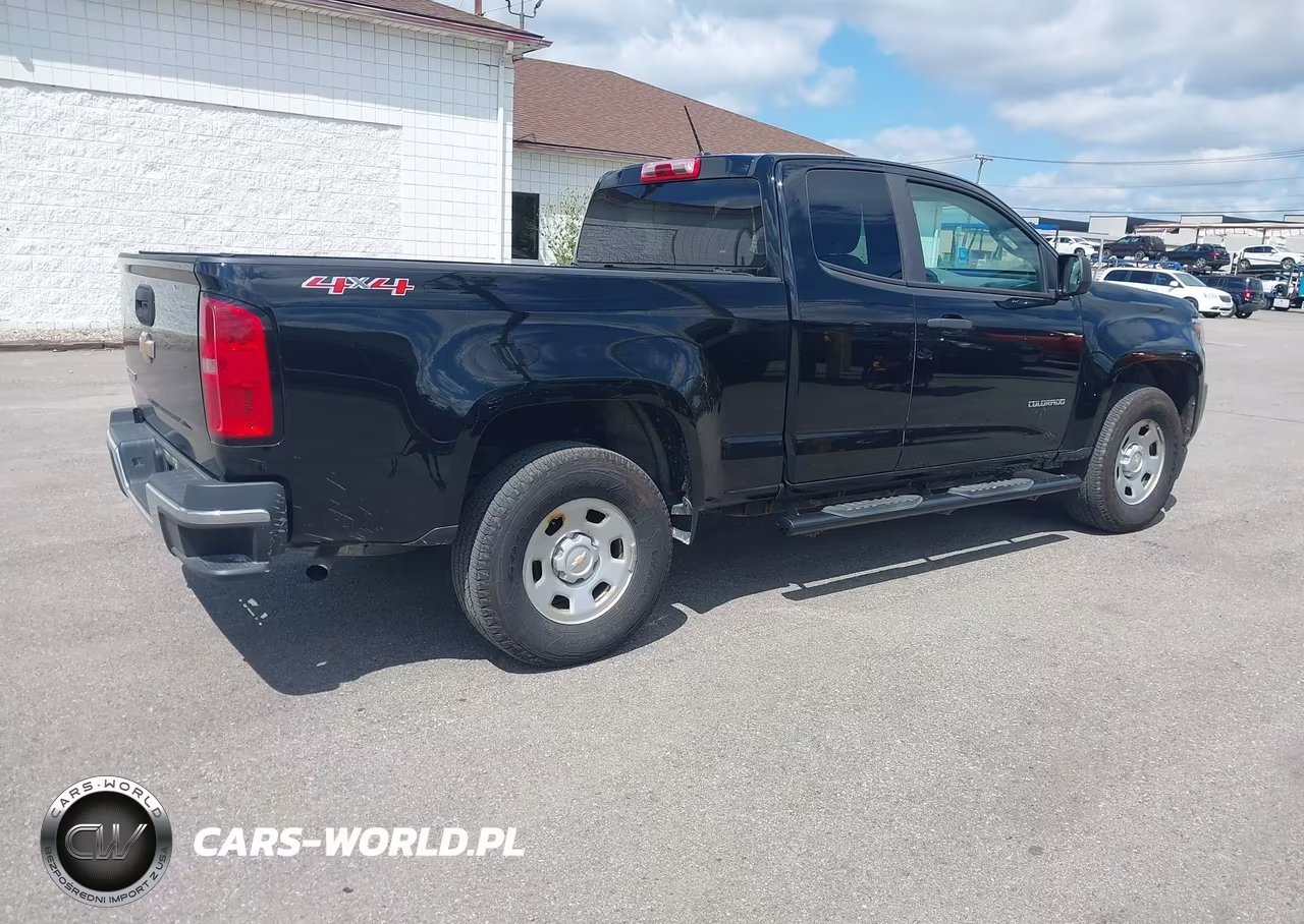 2018 Chevrolet Colorado Wt VIN:1GCHTBEA7J1306003 - 4