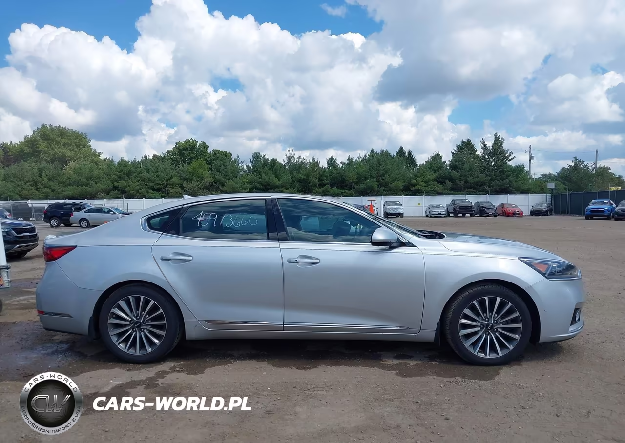 2017 Kia Cadenza Premium VIN:KNALB4J10H5055520 - 13