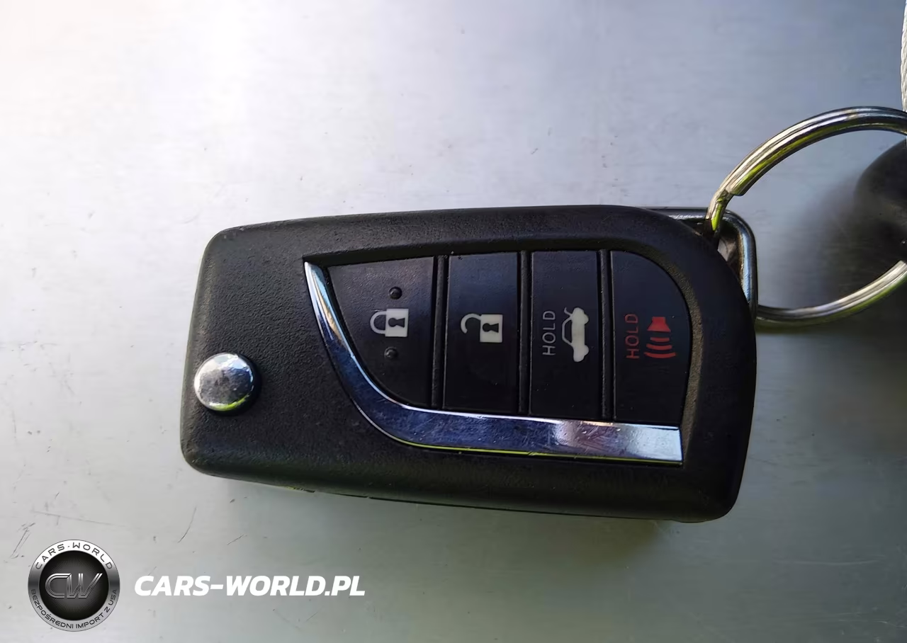 2022 Toyota Corolla Le VIN:5YFEPMAE2NP370141 - 11