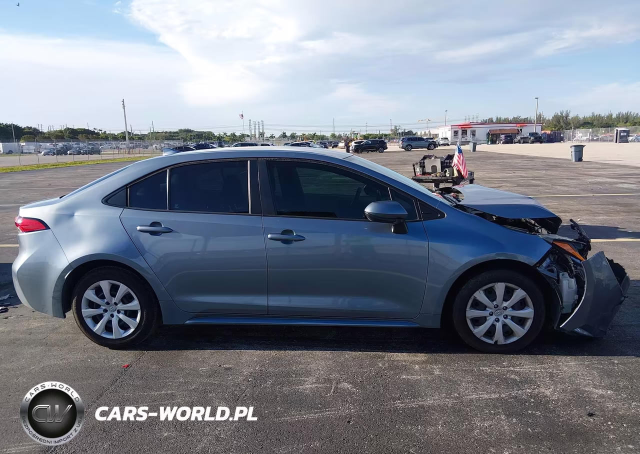 2022 Toyota Corolla Le VIN:5YFEPMAE2NP370141 - 13