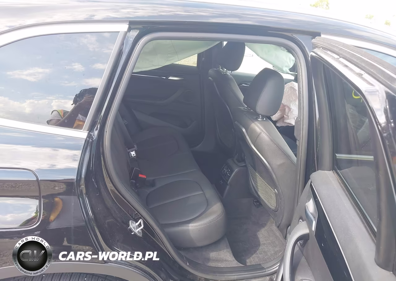 2019 BMW X1 Sdrive28I VIN:WBXHU7C58K3H46632 - 8
