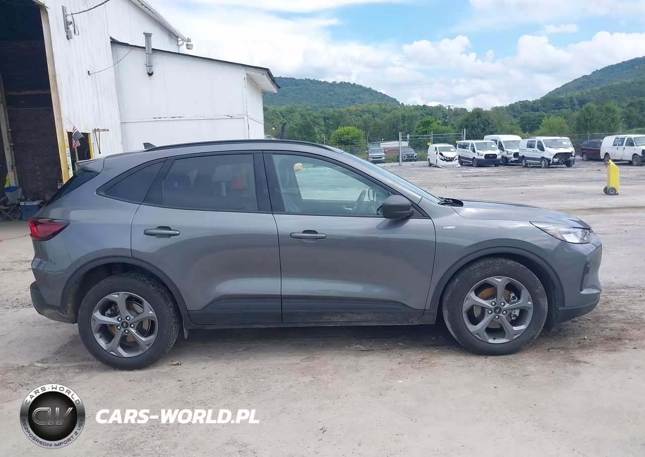 2025 Ford Escape St-Line VIN:1FMCU9MN2SUA99990 - 13
