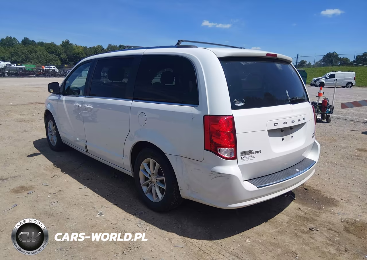 2018 Dodge Grand Caravan Sxt VIN:2C4RDGCG0JR266011 - 3