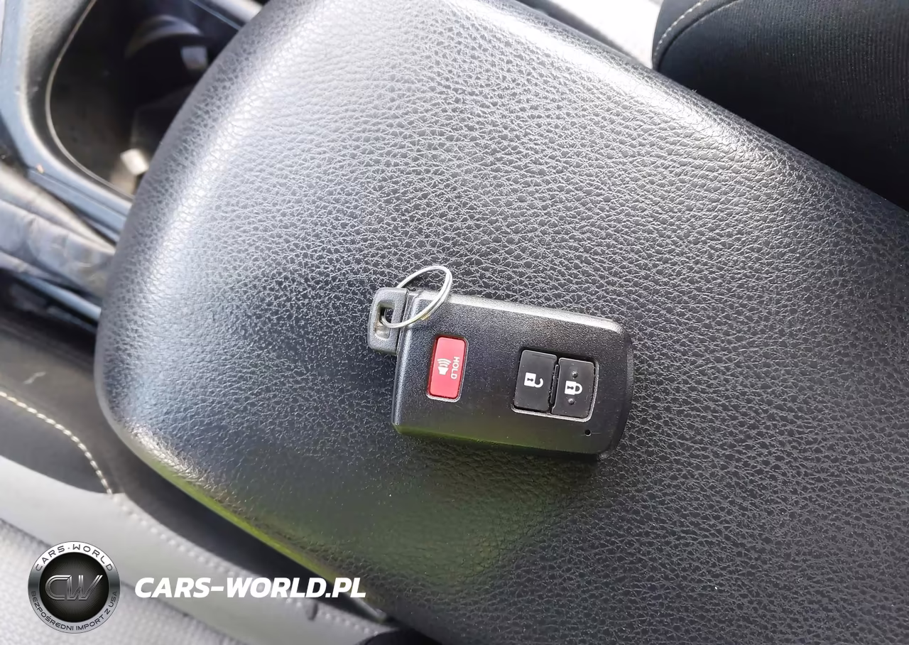 2018 Toyota Rav4 Hybrid Xle VIN:JTMRJREVXJD192860 - 11