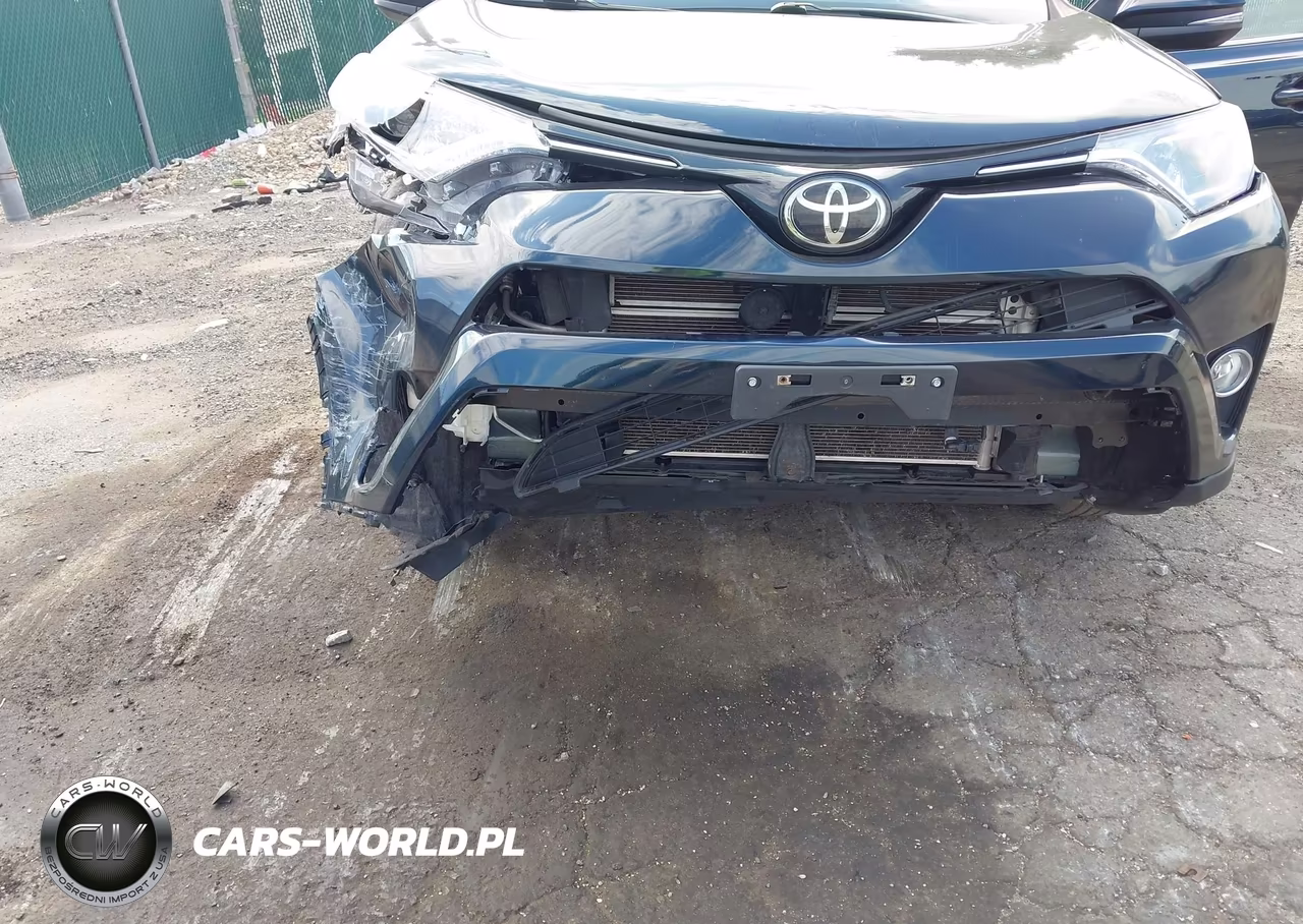 2018 Toyota Rav4 Hybrid Xle VIN:JTMRJREVXJD192860 - 17