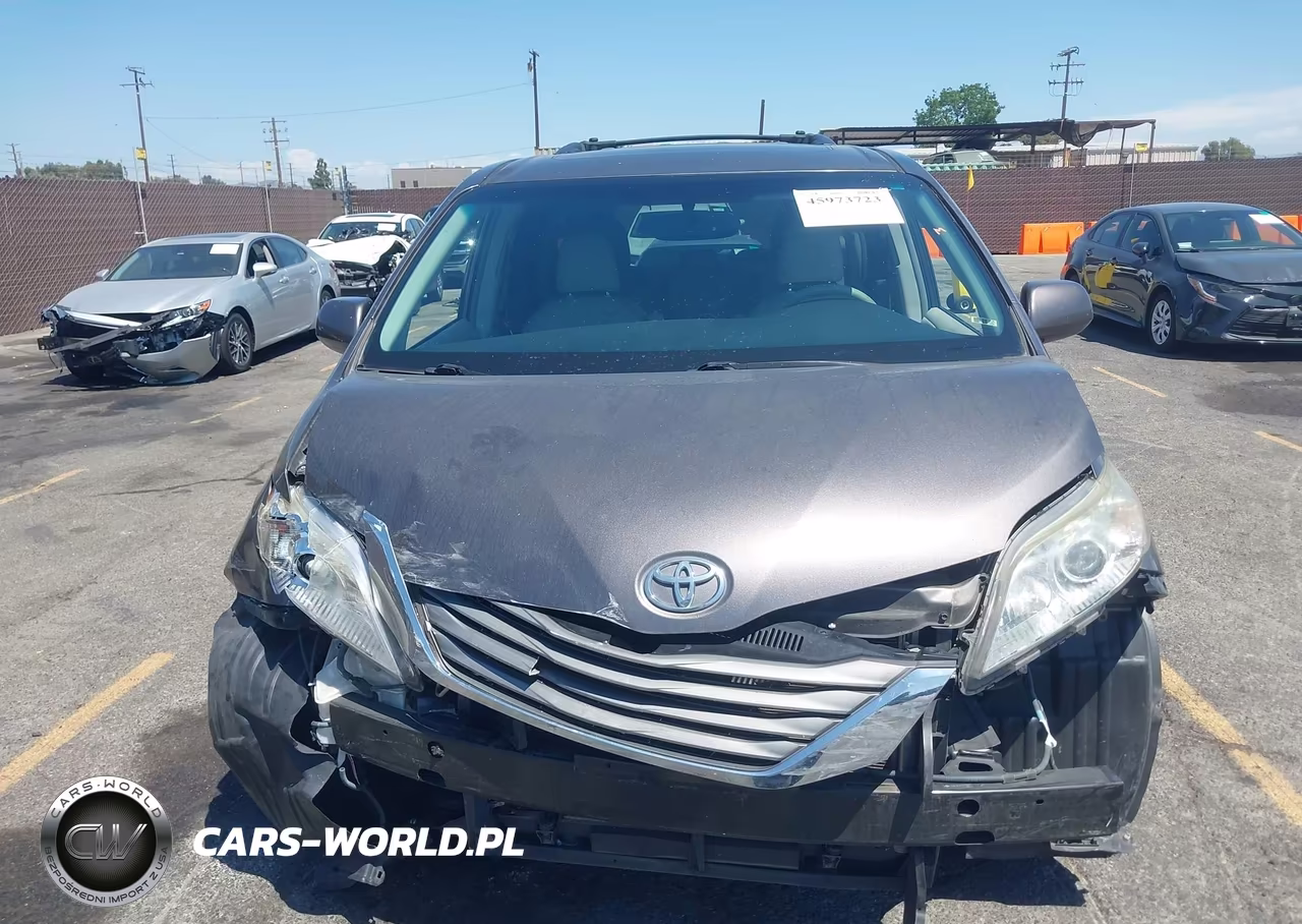 2012 Toyota Sienna Xle V6 8 Passenger VIN:5TDYK3DCXCS231895 - 13