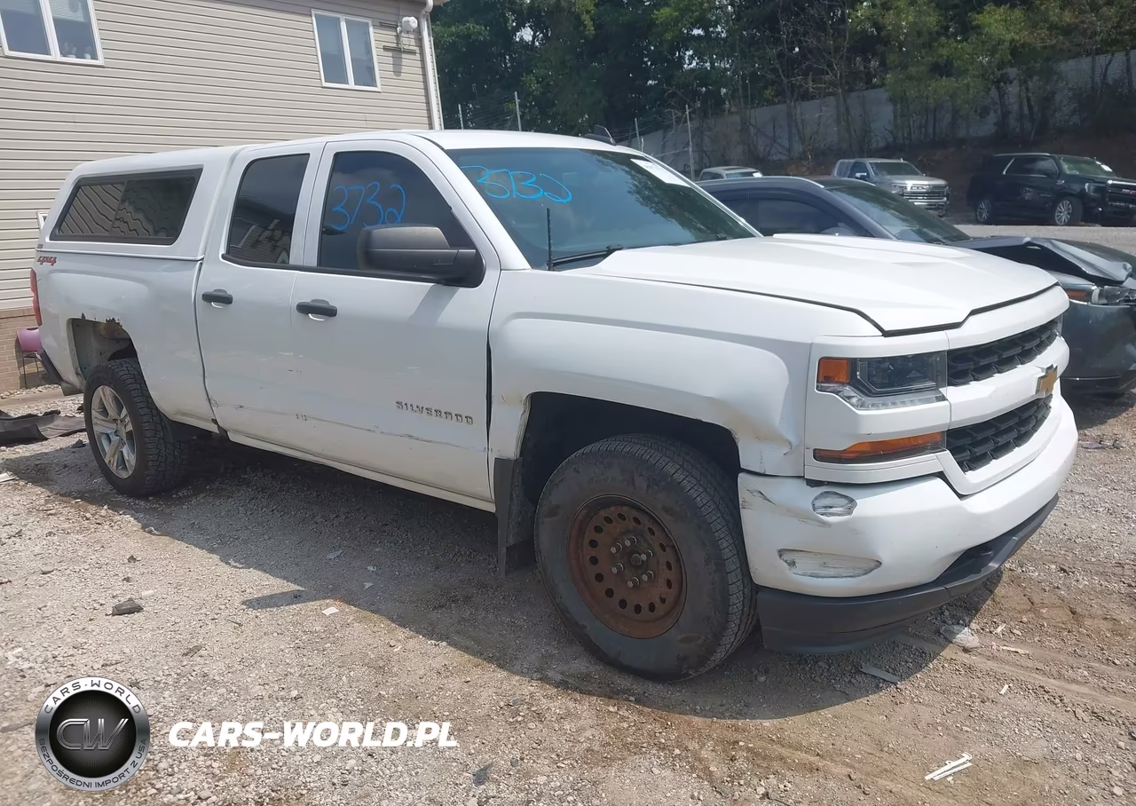 2018 Chevrolet Silverado 1500 Custom