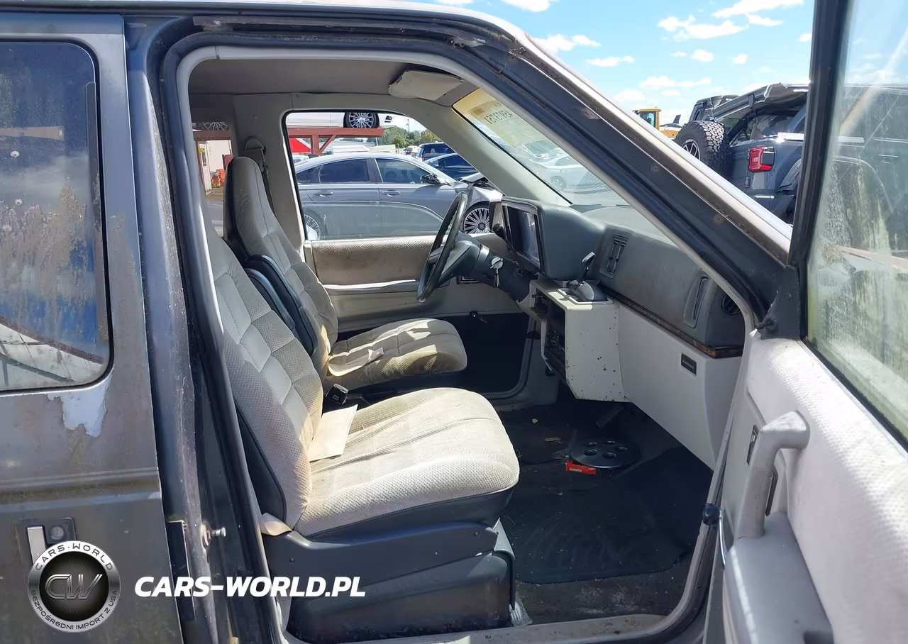 1988 Dodge Caravan Se VIN:2B4FK4138JR728223 - 5