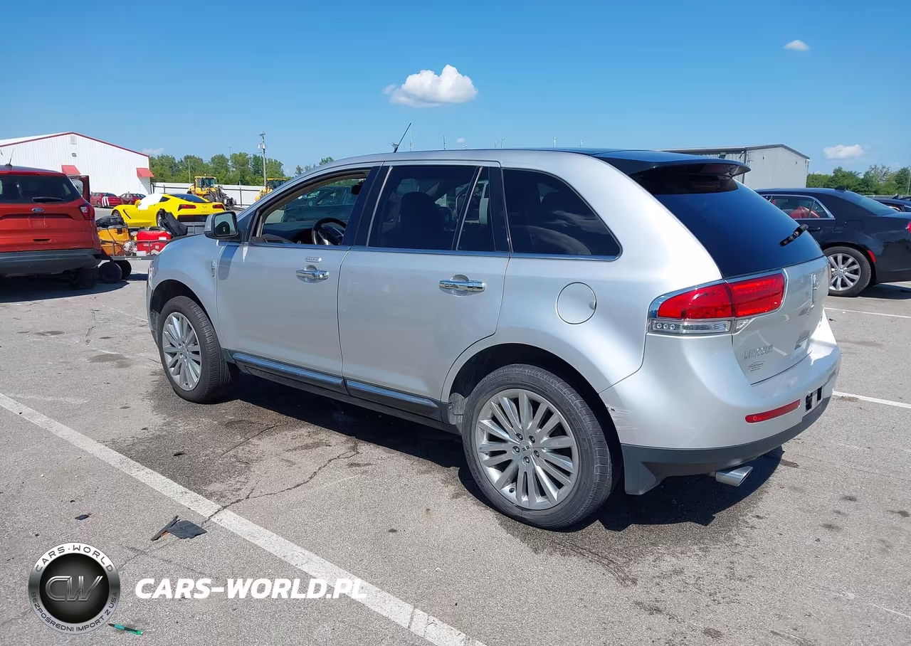 2011 Lincoln Mkx VIN:2LMDJ8JK5BBJ01937 - 3