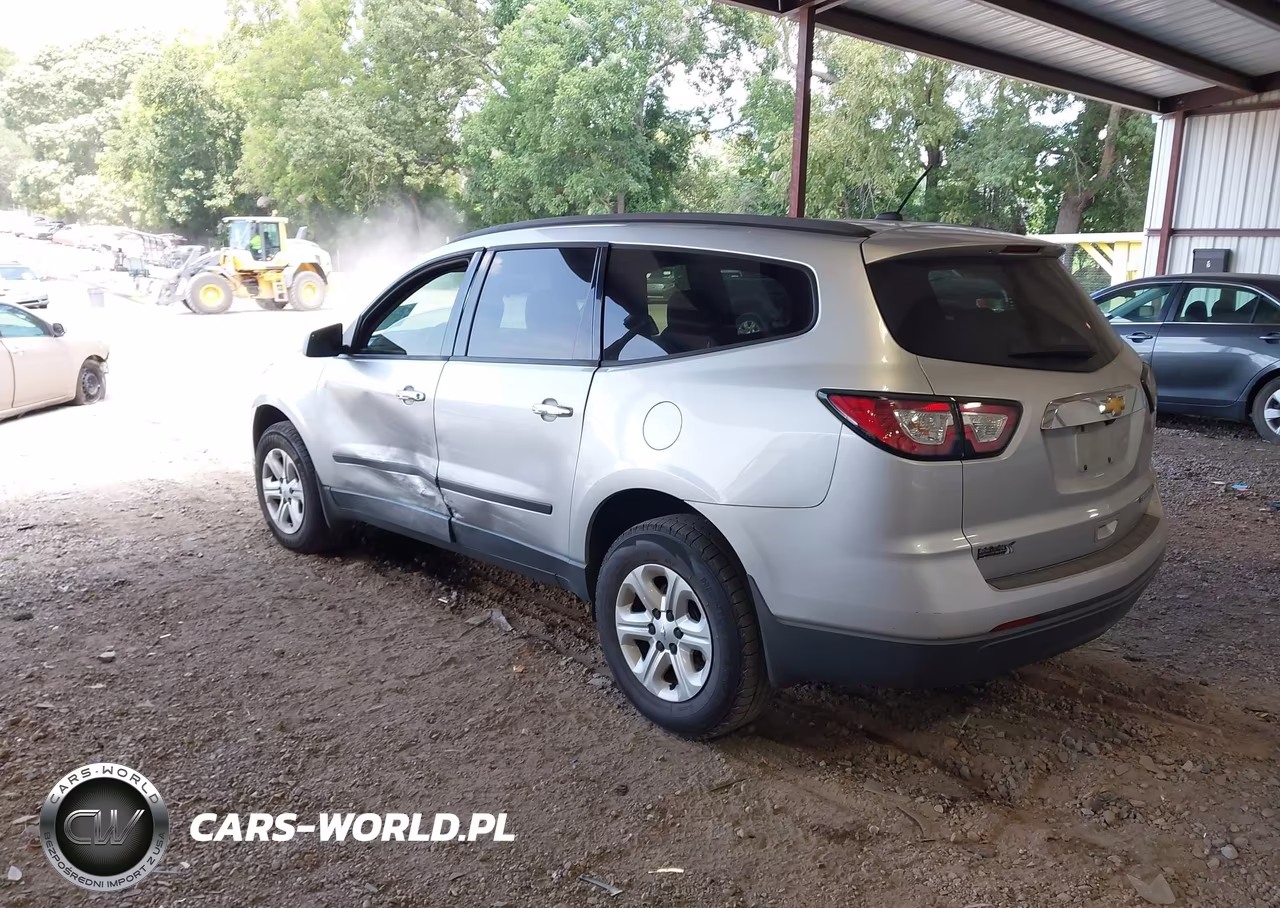 2014 Chevrolet Traverse Ls VIN:1GNKRFED5EJ167105 - 3