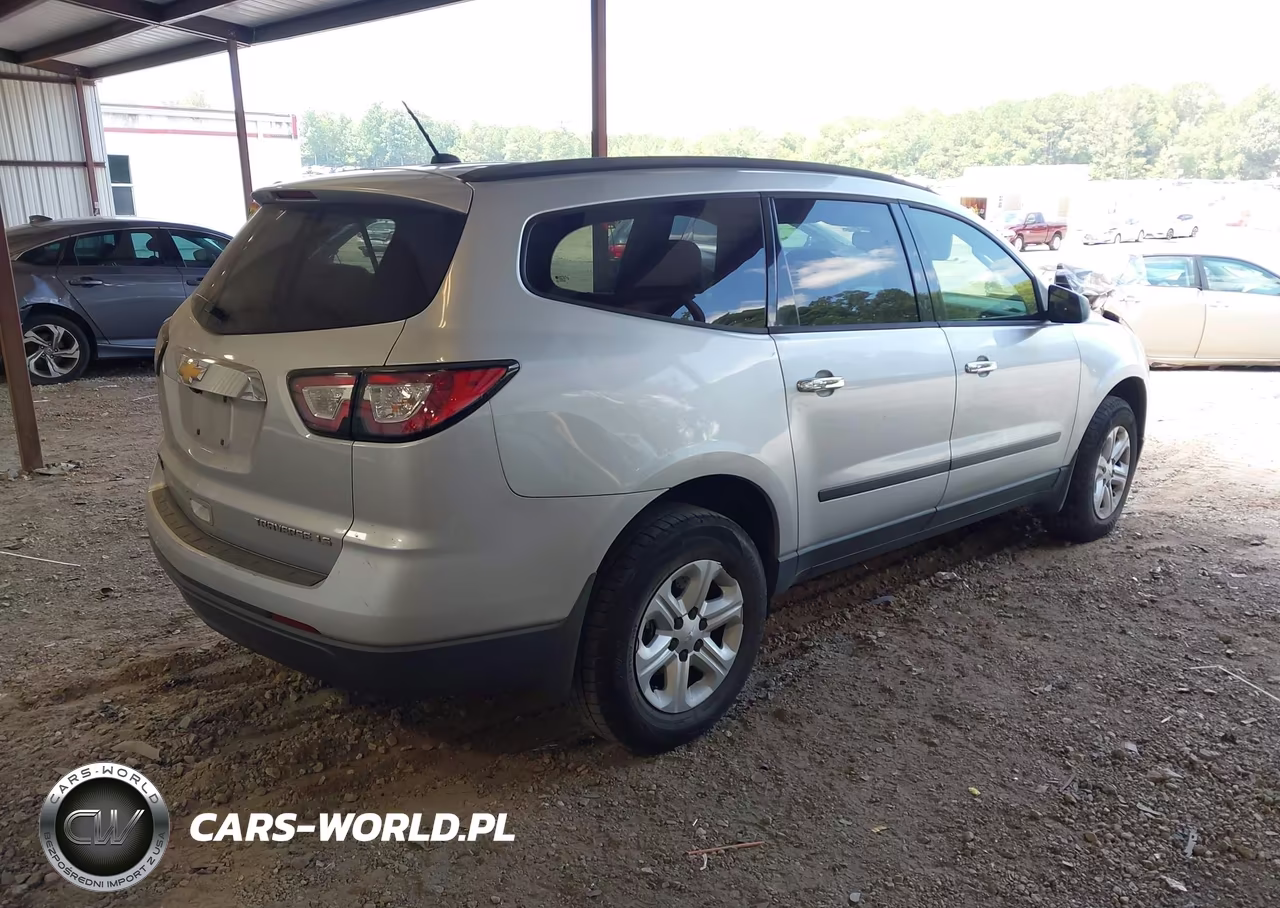 2014 Chevrolet Traverse Ls VIN:1GNKRFED5EJ167105 - 4