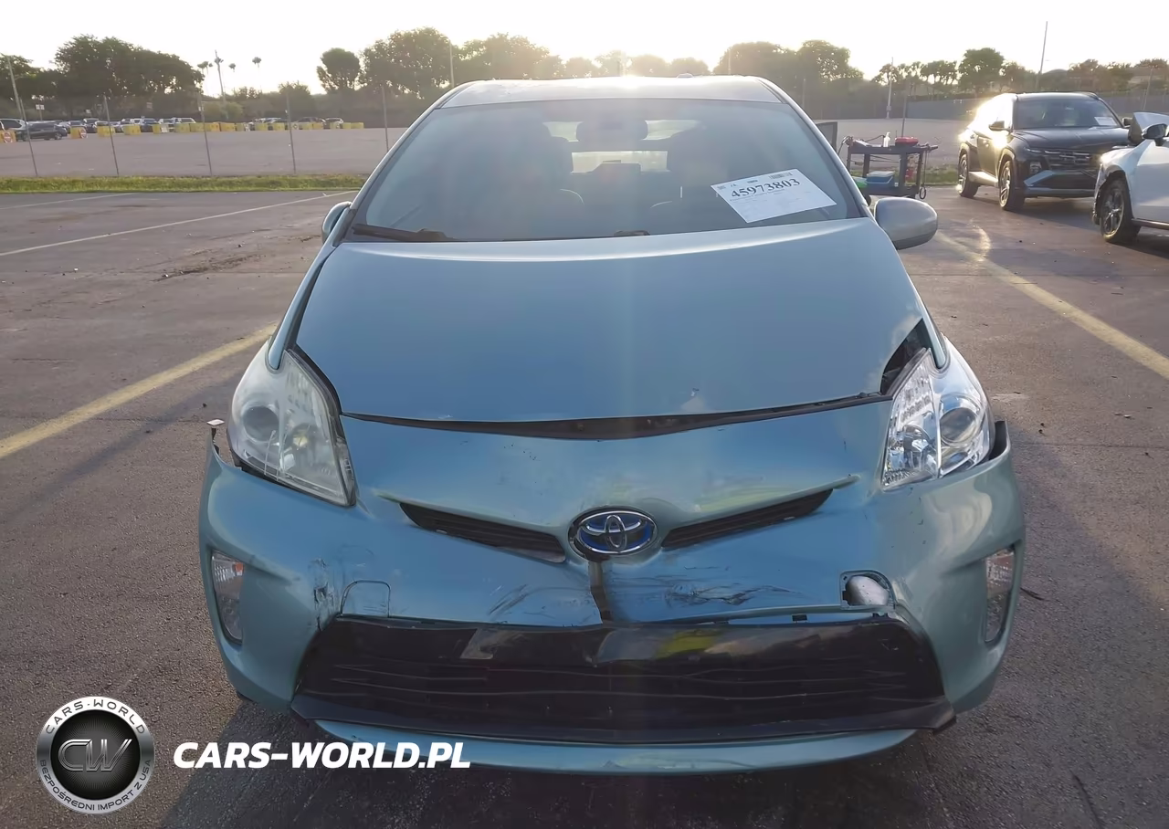 2015 Toyota Prius Two VIN:JTDKN3DU1F1966384 - 12