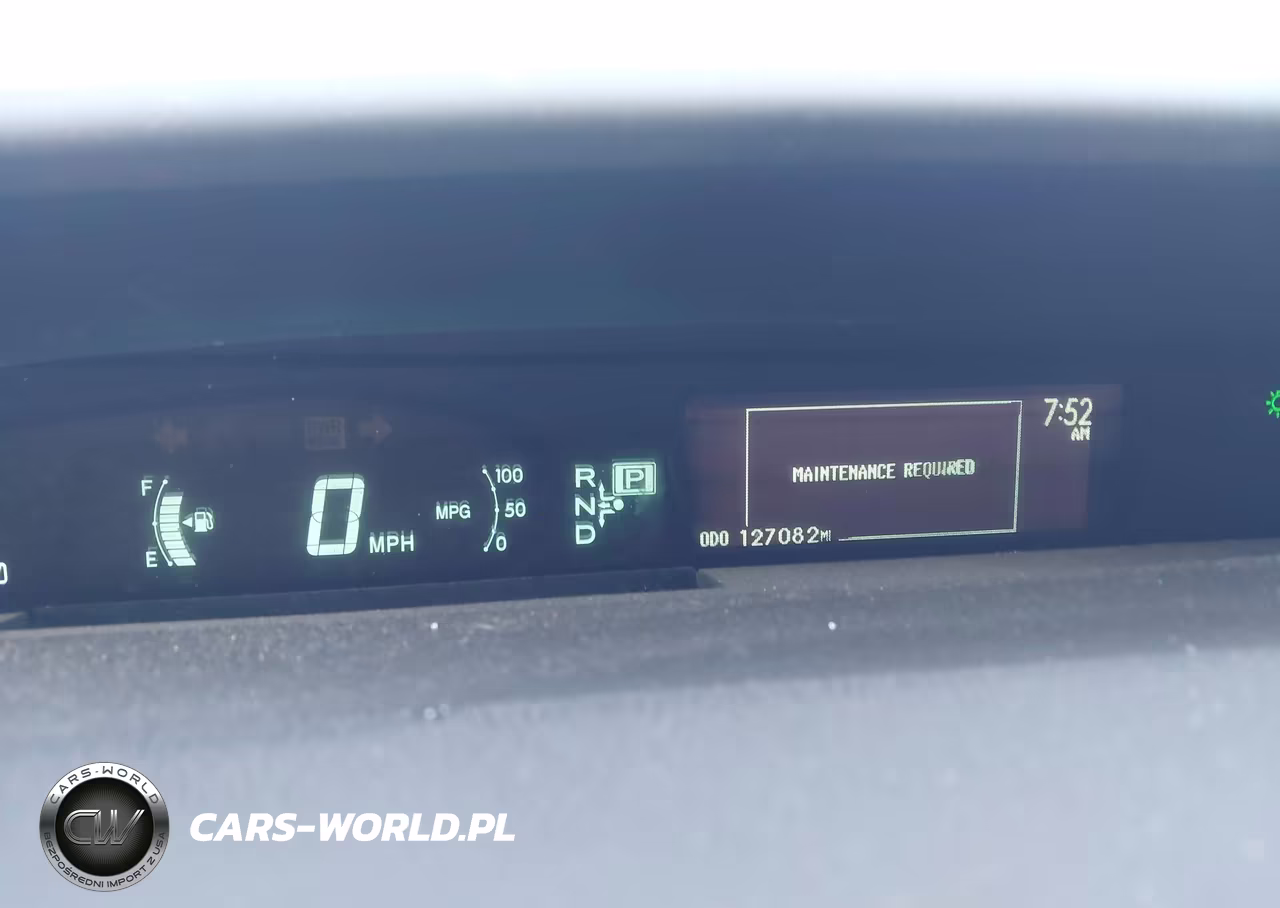 2015 Toyota Prius Two VIN:JTDKN3DU1F1966384 - 7