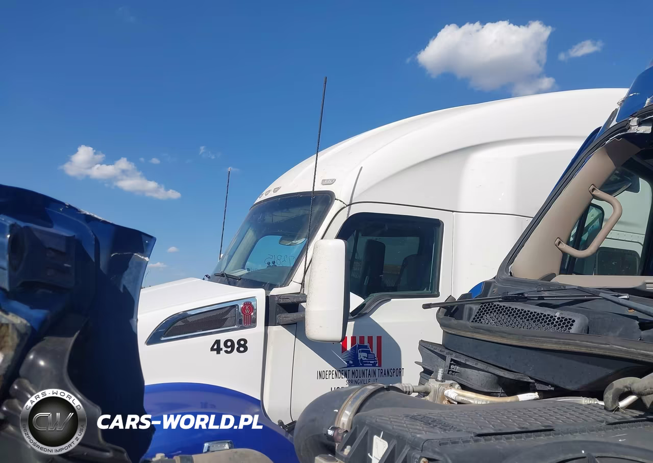 2020 Kenworth T680 VIN:1XKYDP9X7LJ401872 - 16