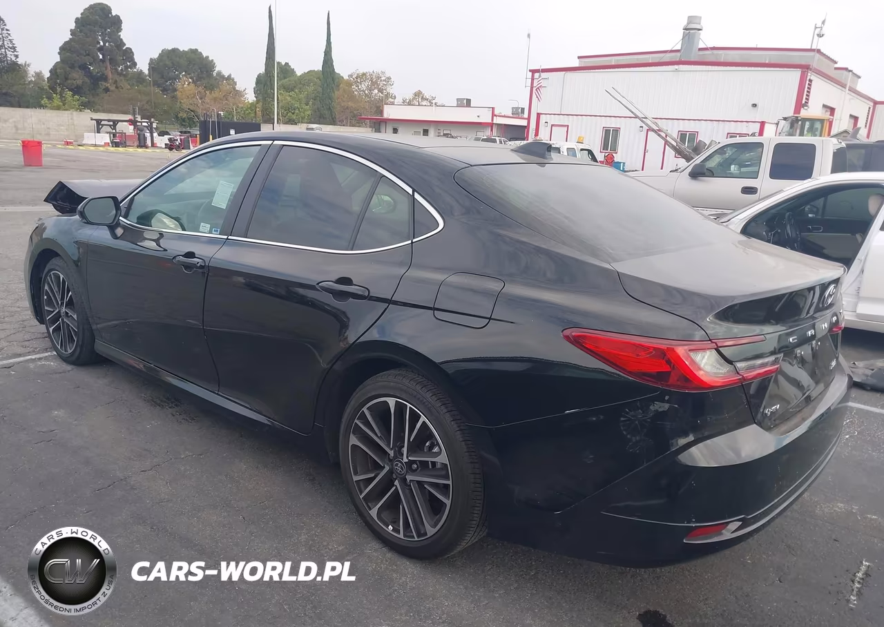 2025 Toyota Camry Xle VIN:4T1DAACK1SU001859 - 3
