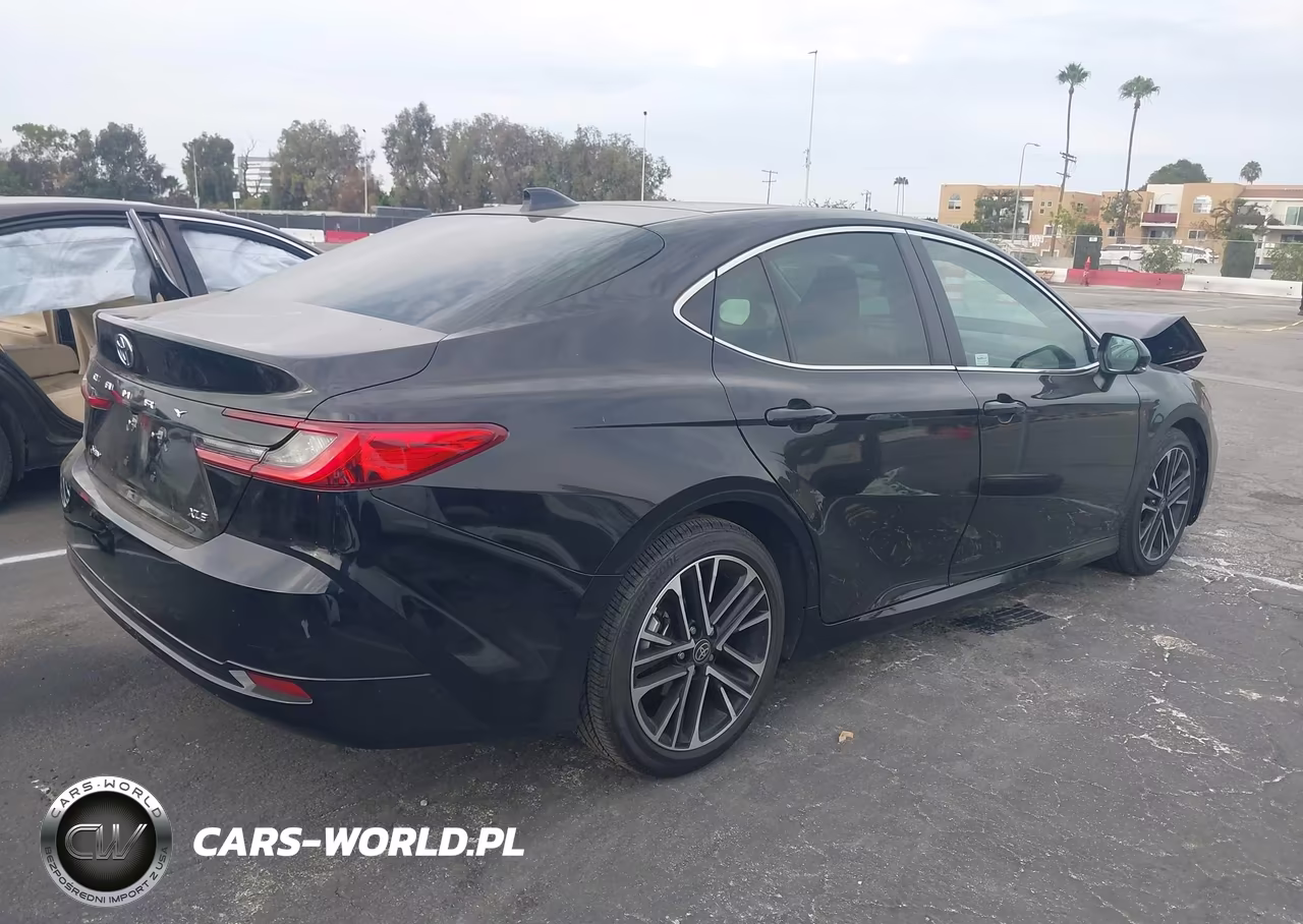 2025 Toyota Camry Xle VIN:4T1DAACK1SU001859 - 4