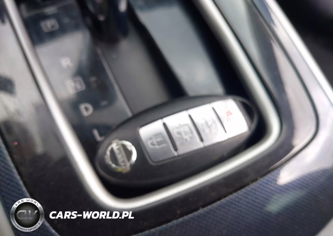 2019 Nissan Sentra Sr VIN:3N1AB7APXKY337743 - 11