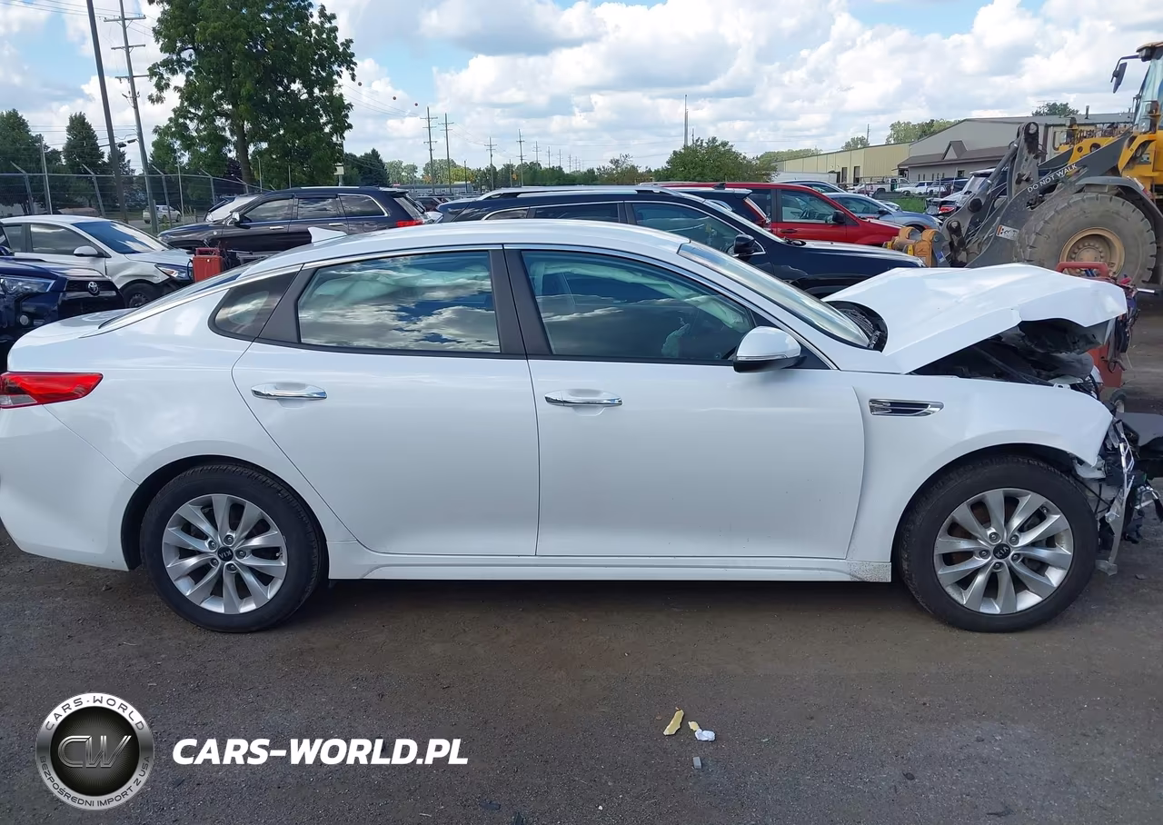 2018 Kia Optima Lx VIN:5XXGT4L33JG251498 - 13