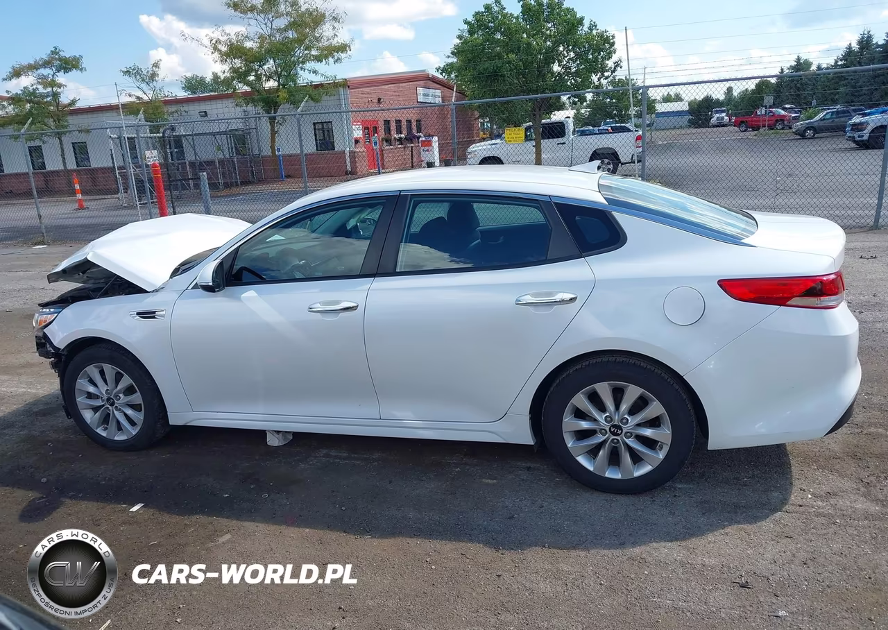2018 Kia Optima Lx VIN:5XXGT4L33JG251498 - 14