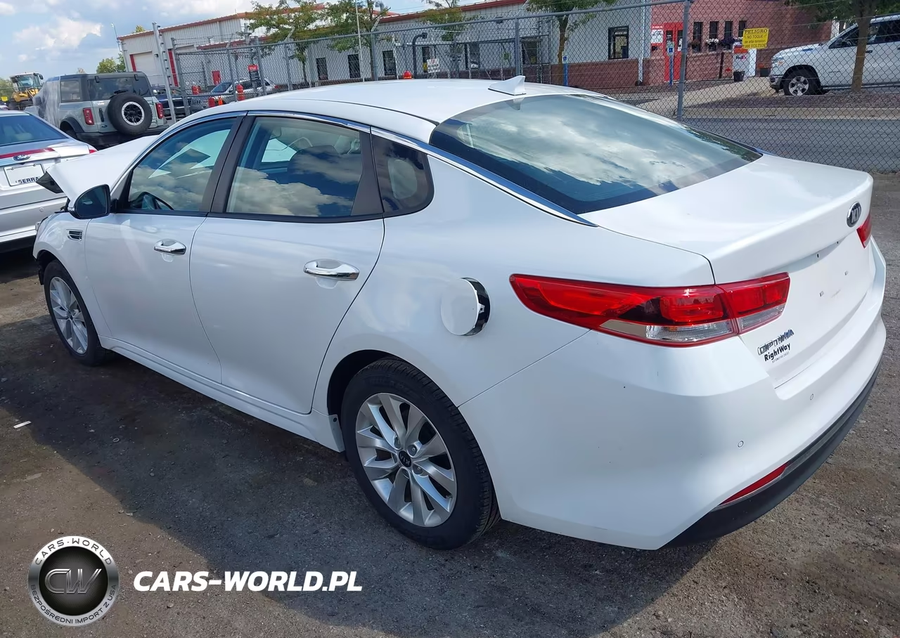 2018 Kia Optima Lx VIN:5XXGT4L33JG251498 - 3