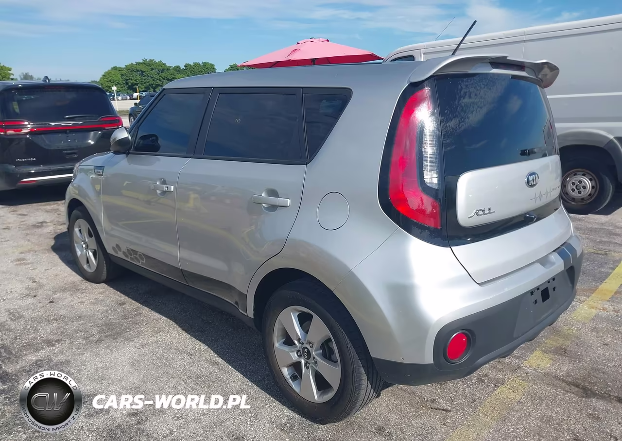2018 Kia Soul VIN:KNDJN2A27J7583726 - 3