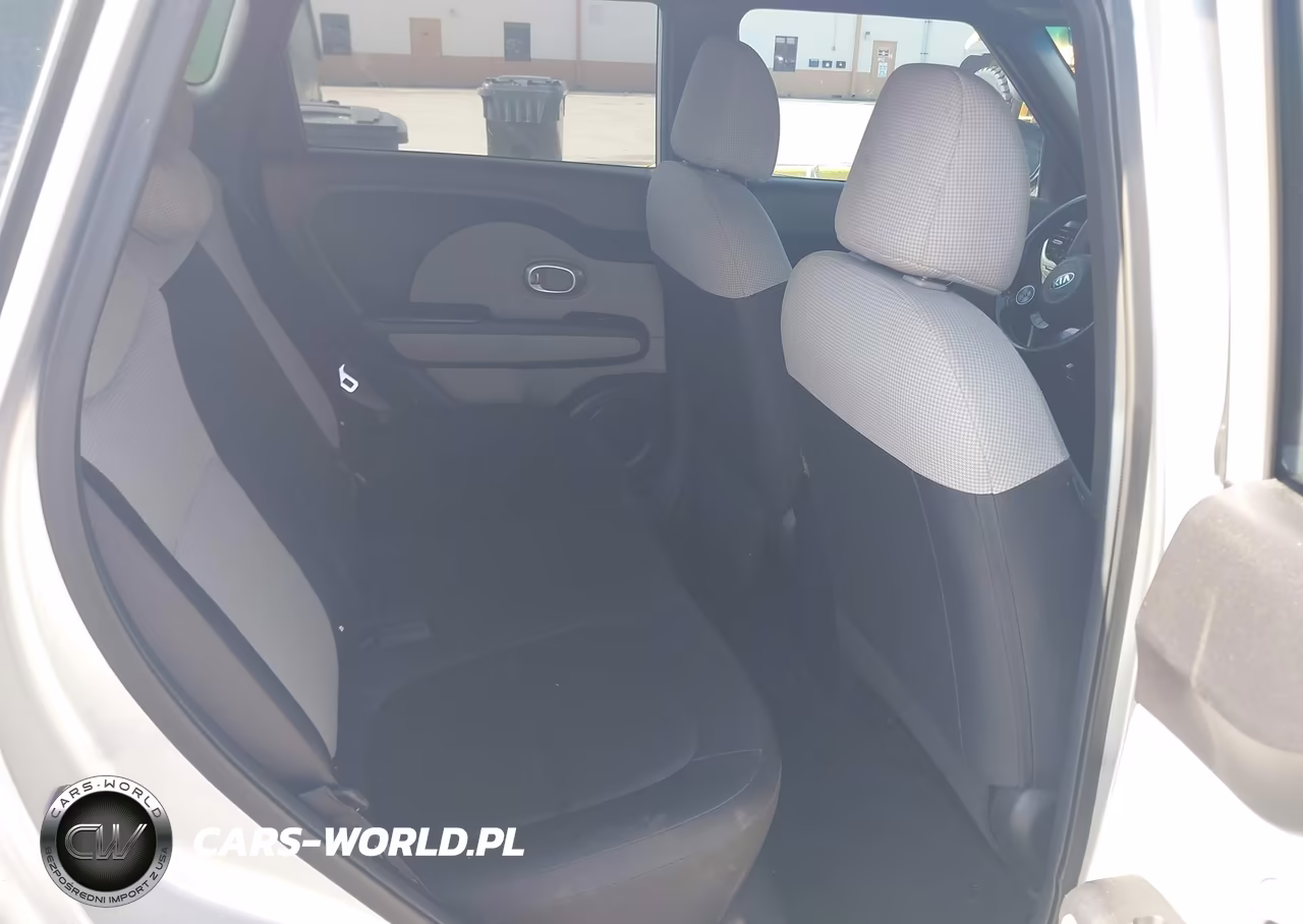 2018 Kia Soul VIN:KNDJN2A27J7583726 - 8