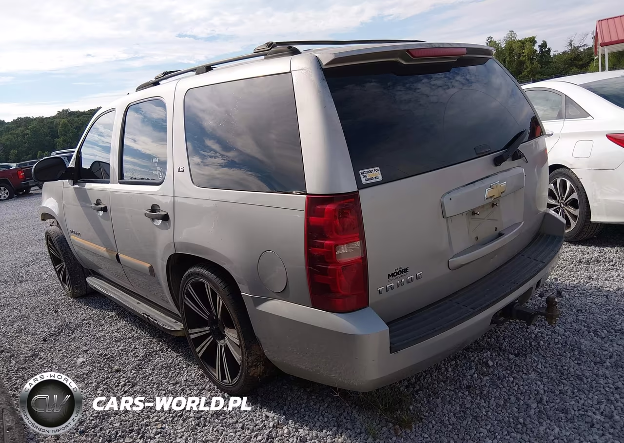 2007 Chevrolet Tahoe Ls VIN:1GNFC13C47R265238 - 3