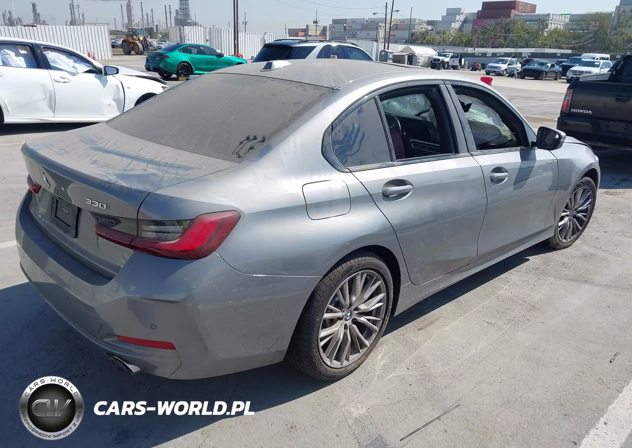 2023 BMW 330I VIN:3MW69FF04P8D11051 - 4