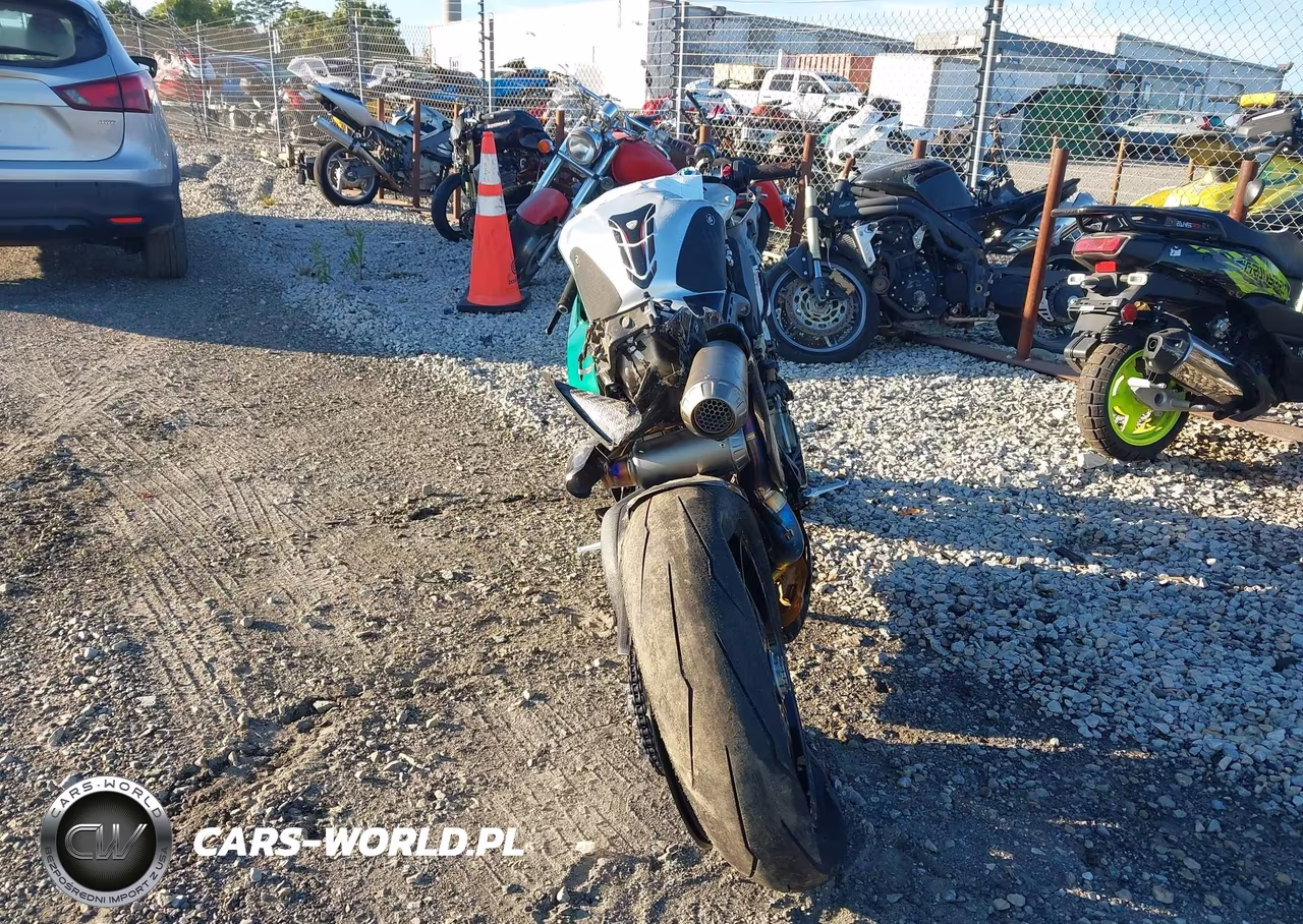 2024 Ducati Panigale V4 R VIN:ZDMDAGZW5RB007501 - 6
