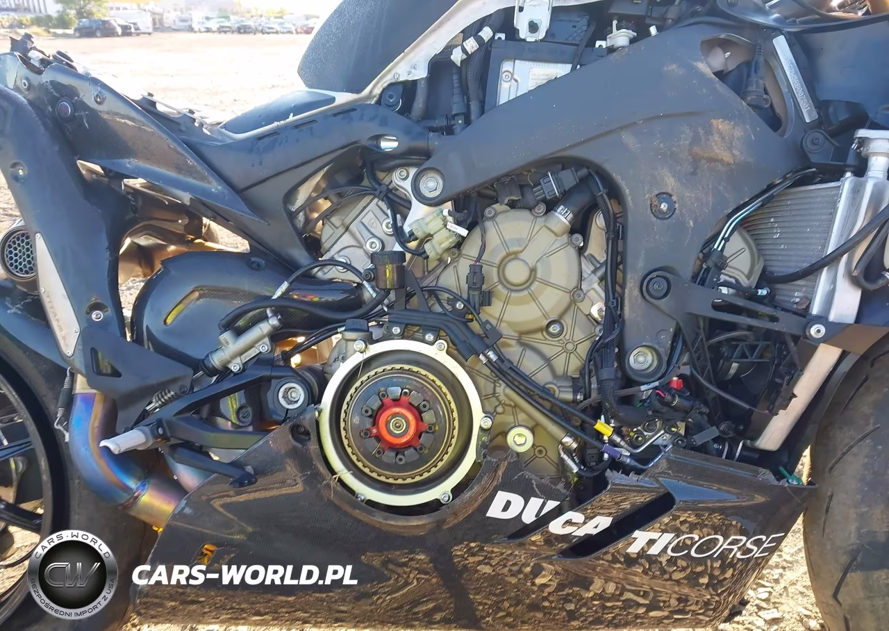 2024 Ducati Panigale V4 R VIN:ZDMDAGZW5RB007501 - 8