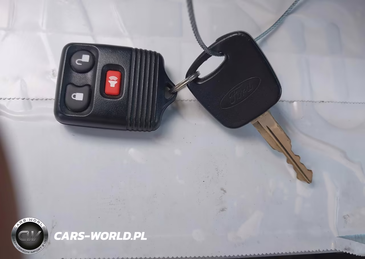 2002 Ford Escape Xlt VIN:1FMCU03102KB00981 - 11