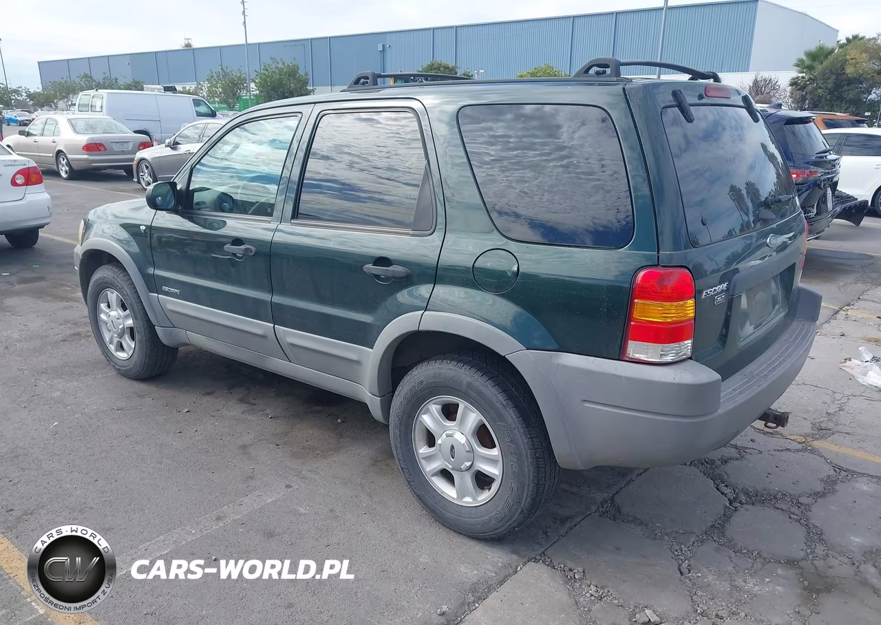 2002 Ford Escape Xlt VIN:1FMCU03102KB00981 - 3