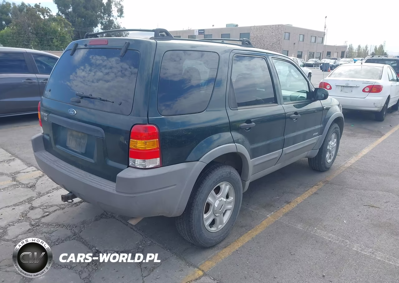 2002 Ford Escape Xlt VIN:1FMCU03102KB00981 - 4