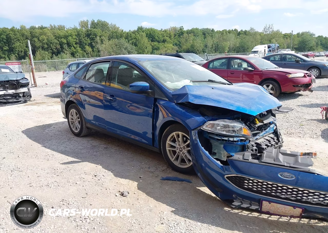 2018 Ford Focus Se VIN:1FADP3F27JL222077 - 1