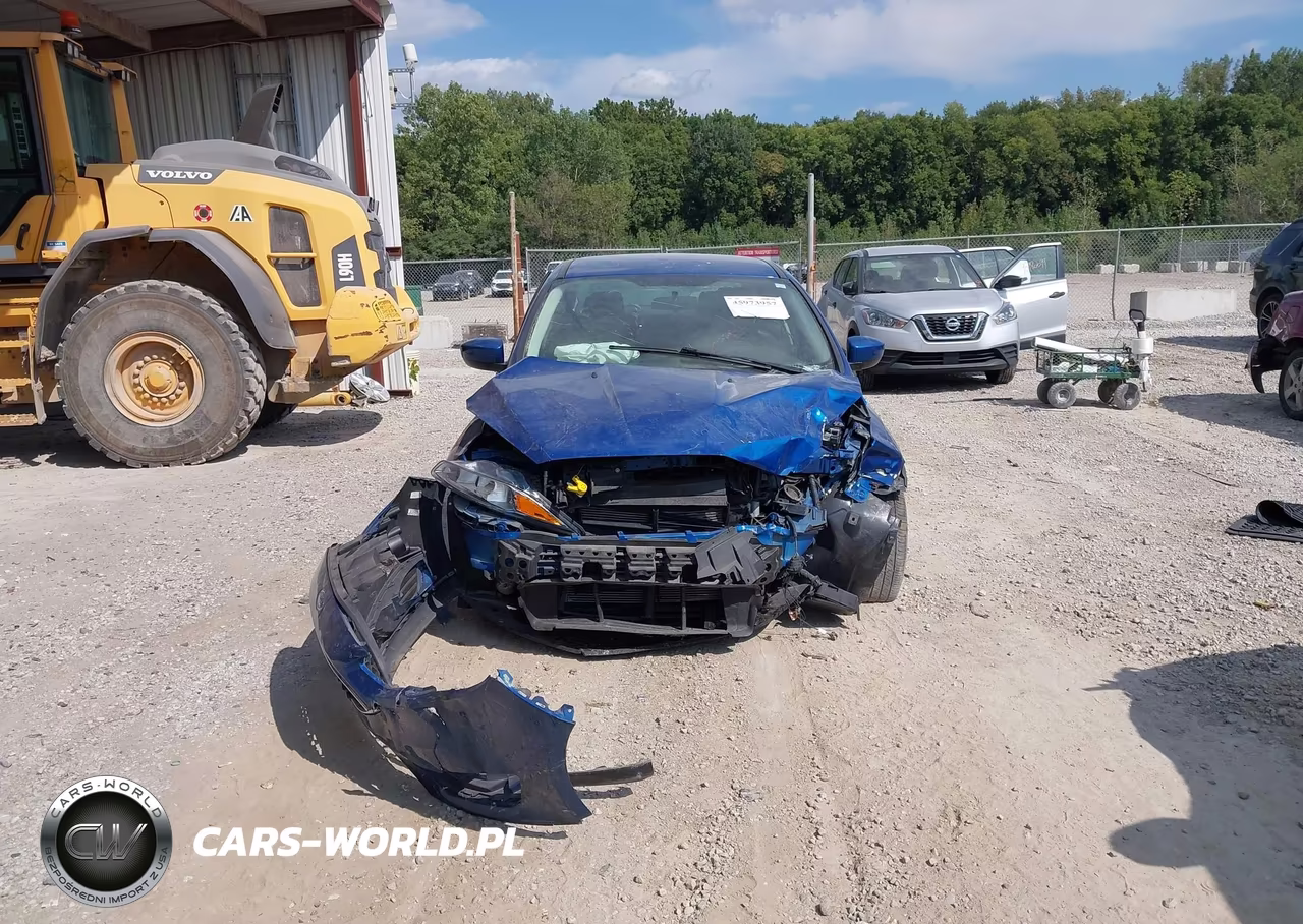 2018 Ford Focus Se VIN:1FADP3F27JL222077 - 12