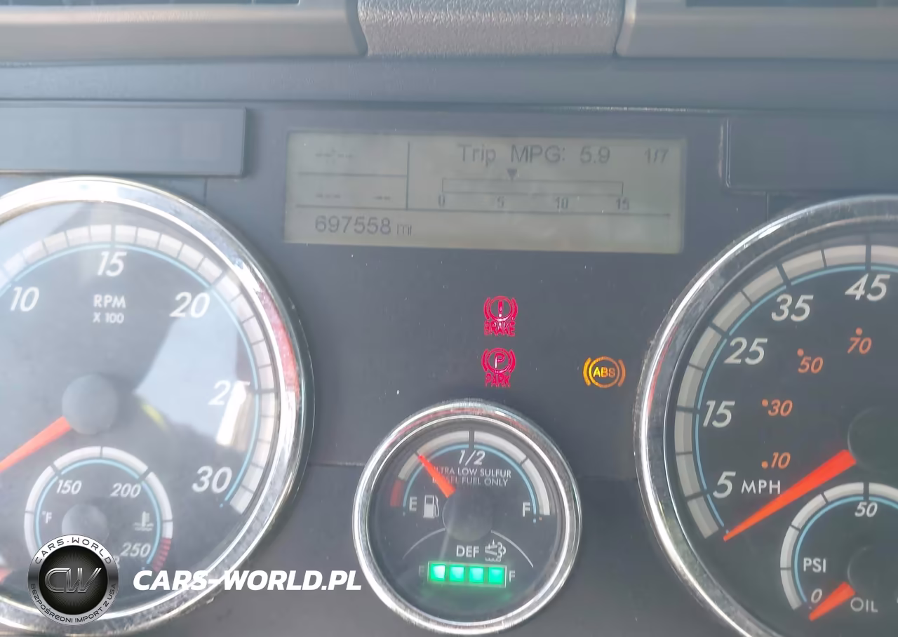 2010 Freightliner Cascadia 125 VIN:1FUJGLDR9ALAN5729 - 5