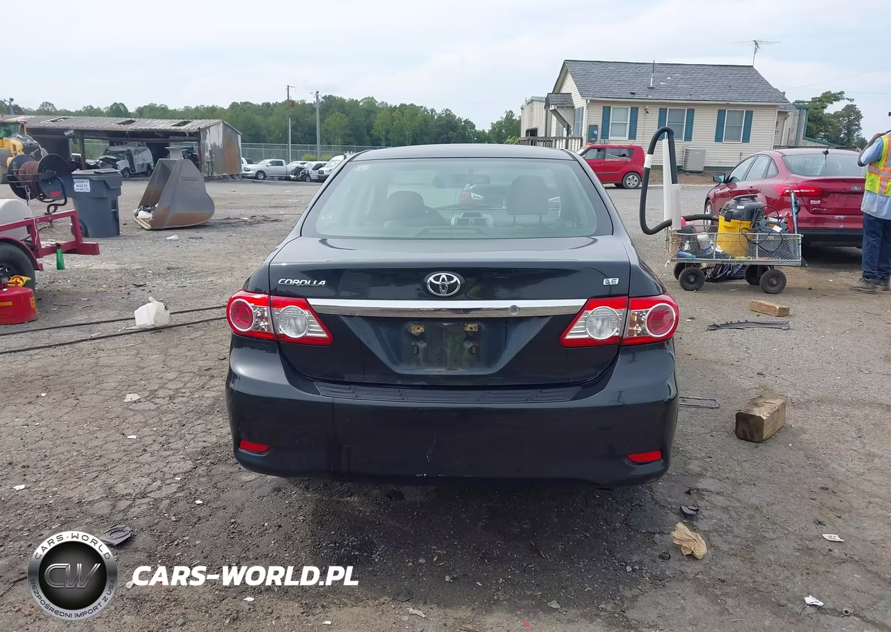 2013 Toyota Corolla Le VIN:JTDBU4EE8DJ117141 - 16