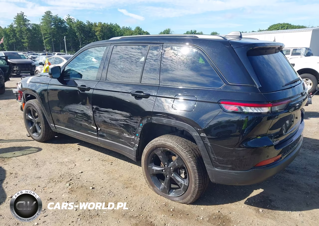 2024 Jeep Grand Cherokee Limited 4X4 VIN:1C4RJHBG0R8605423 - 3